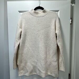 White Old Navy Oversized Sweater